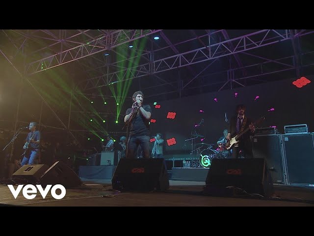 Los Caballeros de la Quema - Todos Atrás y Dios de Nueve (En Vivo Provincia Emergente)