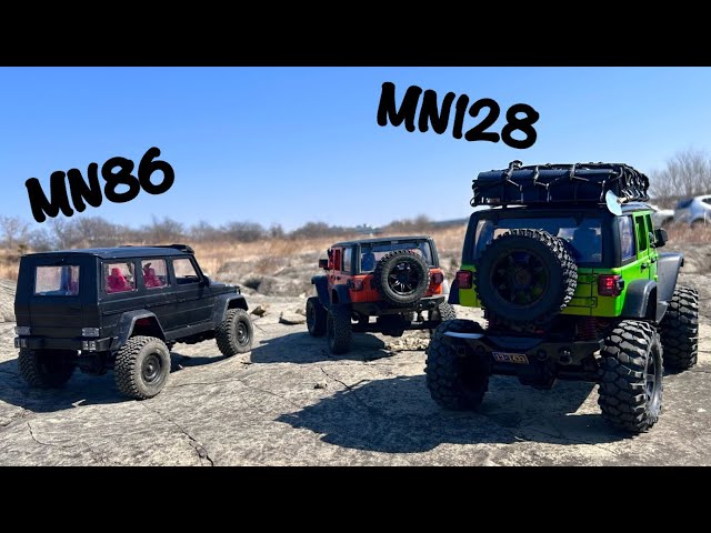 【MN128×MN86】1/12 Scale Rock Crawling