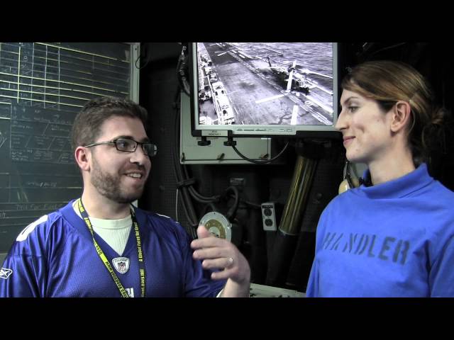 How to Operate the Flight Deck of an Assault Ship