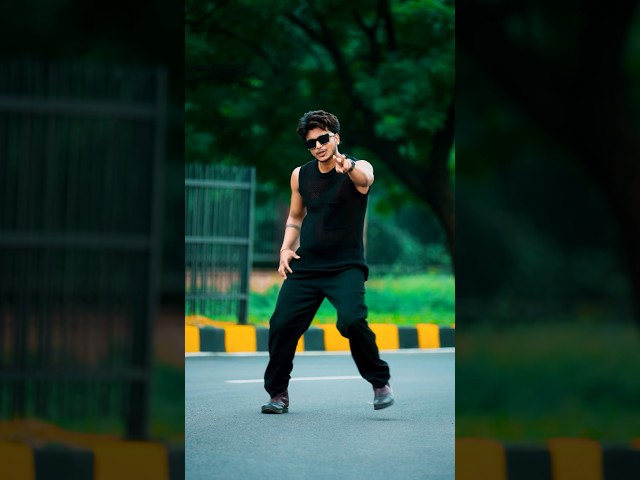 Sorry sorry 😂😝 #niteshmandal  #pawansingh #bhojpuri #dance