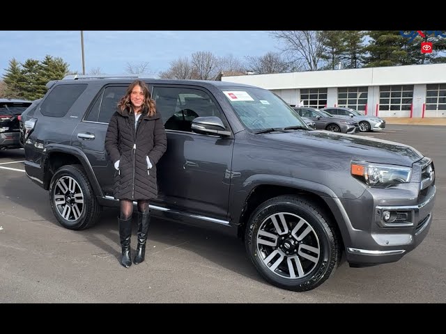 Oxmoor Toyota Weekly Used Car Specials, 12/24/25 in Louisville, KY.