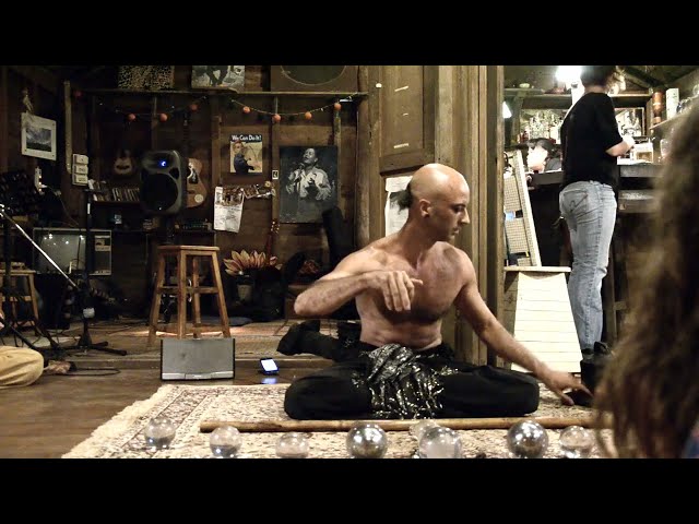 Kristian Jyoti - Demon Magician Performance: Levitation, Yoga, Change Eyes, juggling