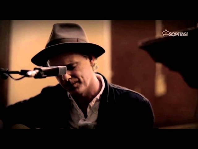 Boxes - Travis | Sesión en vivo para Sopitas.com