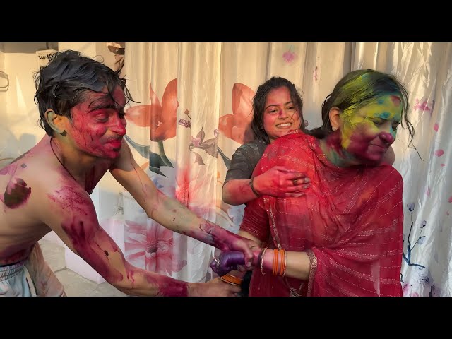 Bhabhi aur devar ki crazy holi 😅