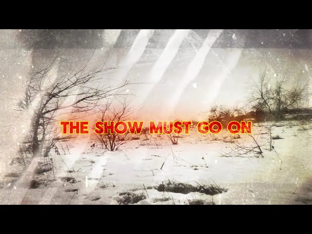 Queen - The show must go on (Royal Python Clip)