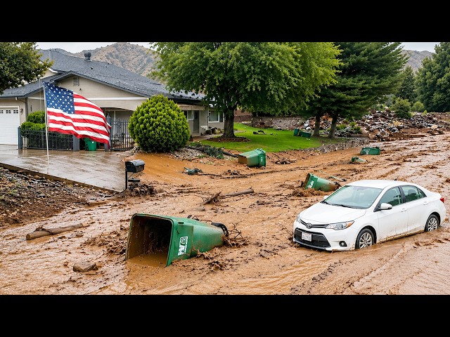 Chaos in Nevada, USA !🌊 Severe Flash Flood Causes Mud Chaos & Submerges Roads in Reno, Hidden Valley