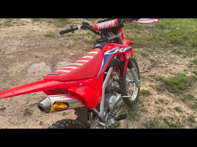 Riding the Honda Crf125f (pit bike exploring) 