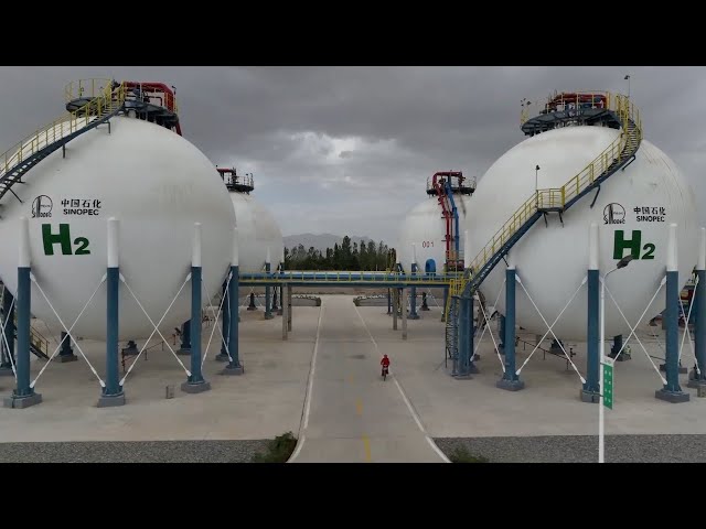 GLOBALink | A visit to mega green hydrogen project in Xinjiang, China