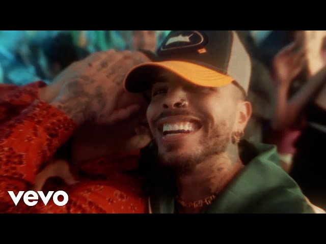 Rauw Alejandro - Desenfocao' (Official Video)