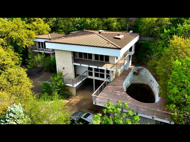 Actress's Modern ABANDONED Mansion - Porsche, Range Rover Left Behind