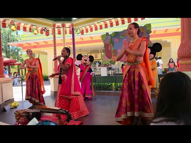 Mickey and Minnie performing an Indian dance for AAPI Heritage Month! // Disney California Adventure