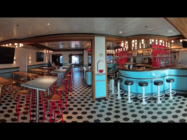 Scarlet Lady: The Social Club 360º Tour (8K 360)