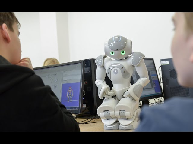 Jak dogadać się z robotem – programowanie robota mobilnego w praktyce