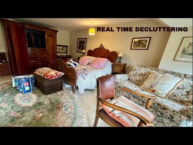 Continuing The Declutter | Top Floor Guest Room & Downstairs Snug-#decluttering #declutterwithme