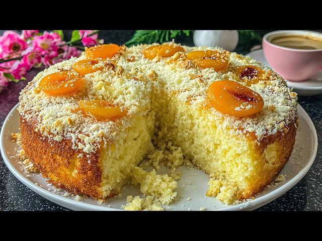 Every Swiss grandma bakes this cake in summer in 5 minutes! So light and moist!