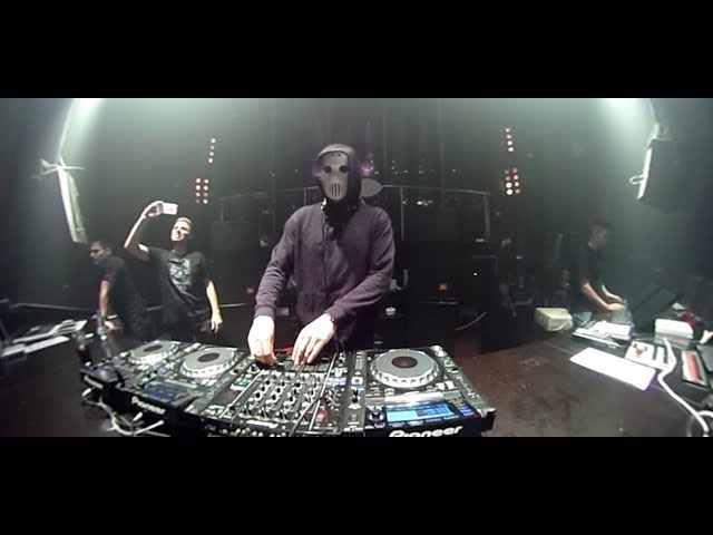 Angerfist | Masters of Hardcore in Pacha La Pineda 2017 | Spain | 360º