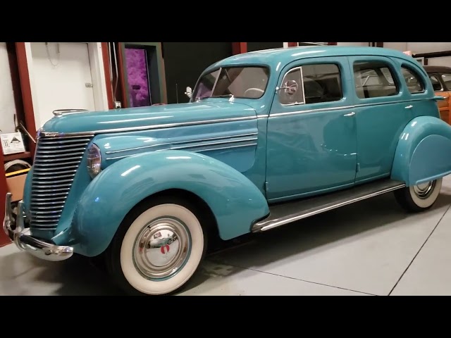 1938 Hupmobile