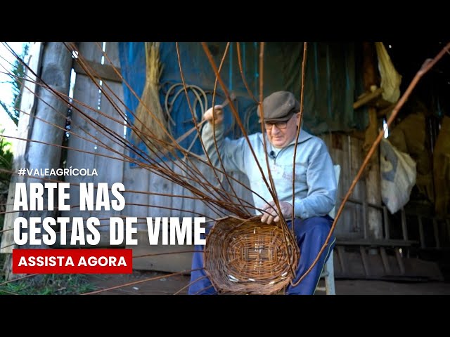 At 73, He Turns Wicker into Art — A Tradition That Cannot End!