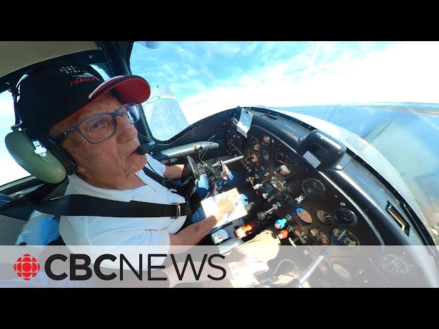 360-degree video inside a 1947 Ryan Navion cockpit during flight