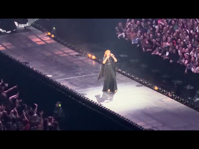Everybody Scream - Florence + the Machine Live at Climate Pledge Arena in Seattle, WA 5/12/2026