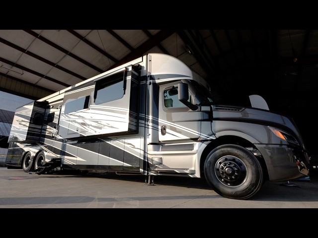 NEWMAR'S NEW FLAGSHIP SUPER C RV- 2026 SUMMIT AIRE TOUR
