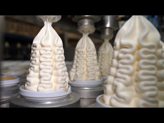 This is how it's made! Sweet Korean ice cream!