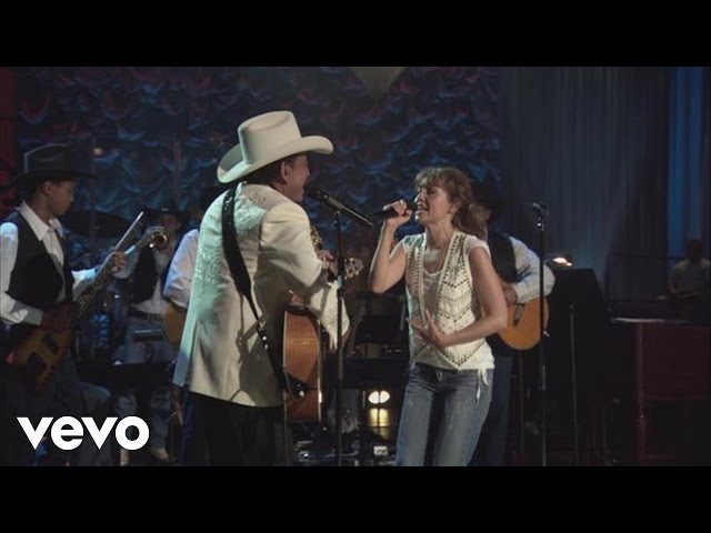 Thalia - Con La Duda (En Vivo) ft. Joan Sebastian
