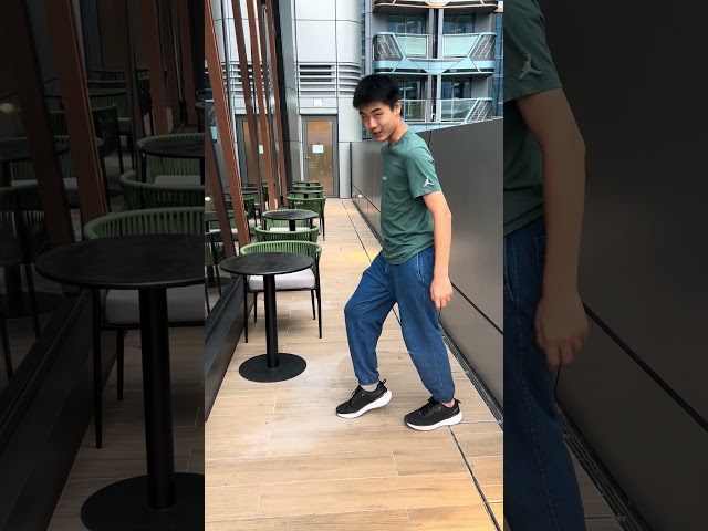 Moonwalk Tutorial #funnyshorts