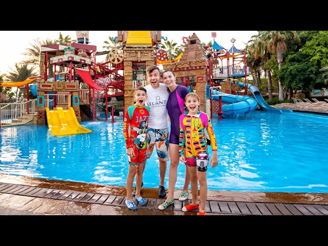🐬Un emocionante desafío de 24 horas en el parque acuático más grande | Vania Mania ESP