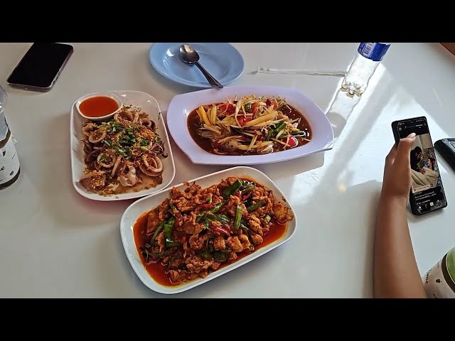 Mittagessen mit Apple und... - IRL [DE/ENG] 🇹🇭 Ich l(i)ebe Thailand | !tts !standort !voice