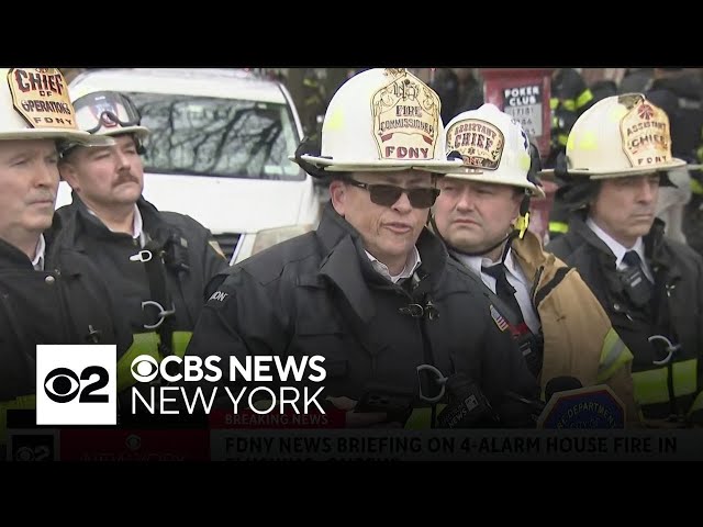 3 killed in Flushing, Queens 4-alarm fire, FDNY says | Full news conference