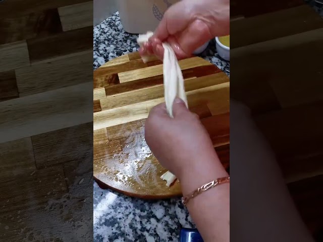 New Pastry Making Hack🥐🥖 #cookingtricks #cookinghacks #cookingtechniques #kitchenhacks
