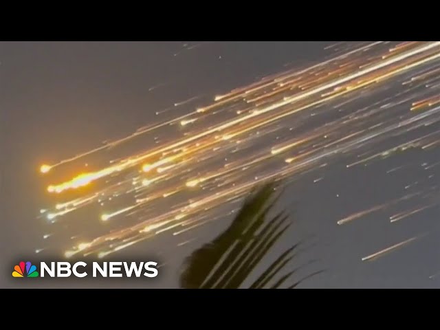 FAA warns airlines about space debris risk