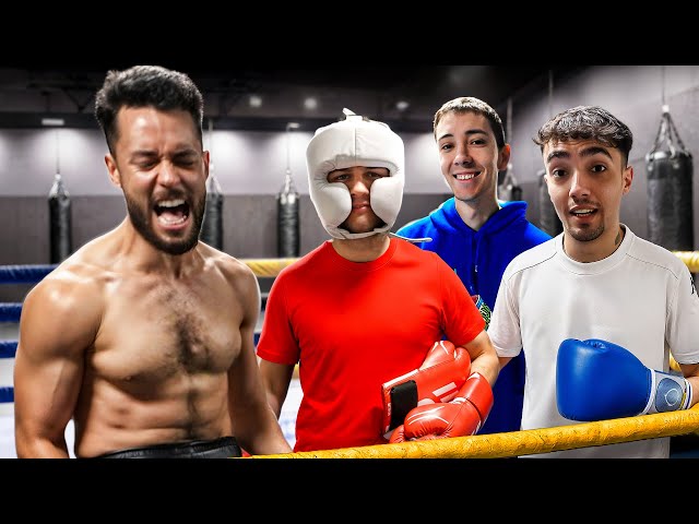 ME ENFRENTO AL ESCUADRÓN EN BOXEO - TheGrefg