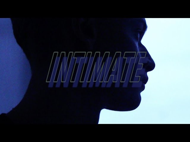 Erika de Casier - Intimate