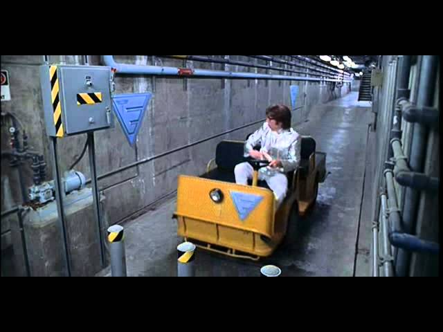 Austin Powers - 3 point turn / maneuvering / parking Scene