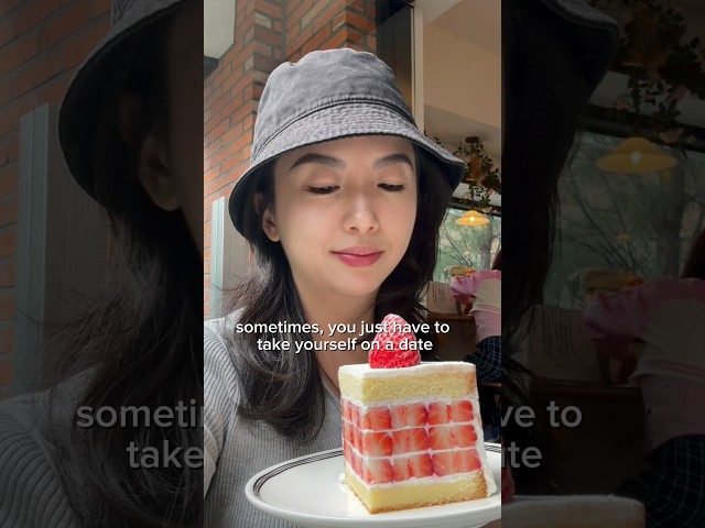 a DATE with… ?? 😳