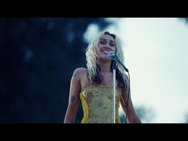 Miley Cyrus - The Climb | Endless Summer Vacation (Backyard Sessions).