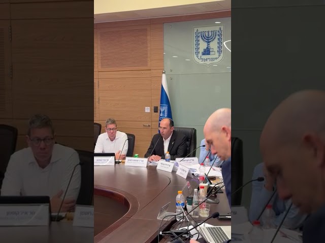Constitution Committee Chair MK Rothman: "When there is a fierce disagreement, set things aside. ...