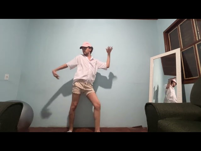 Guilherme Pureza - (cover) Chungha Algorithm * Christmas/New Year’s Special 