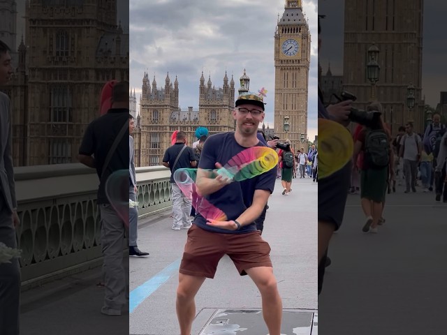 Slinky in London 🇬🇧 #slinkytricks
