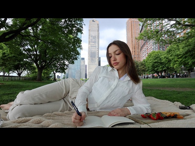 alone but not lonely | taking myself on a solo date