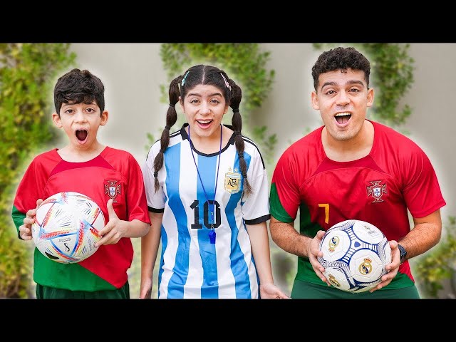 Jason y Alex juegan al mundial de fútbol con amigos | Vídeos deportivos para niños
