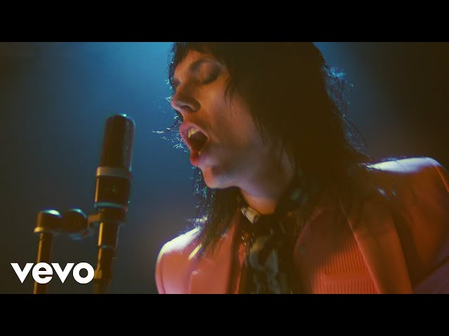 The Struts, paris jackson - Low Key in Love (Official Music Video)