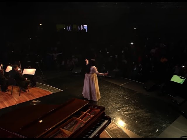 SINACH: I FLY Featuring  KI and NOLLY