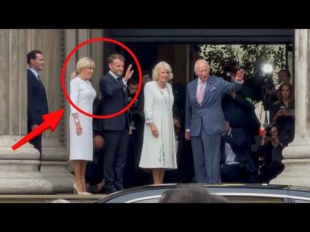 HUGE Security as King, Queen, President Macron & Brigitte View Bayeux Tapestry at British Museum