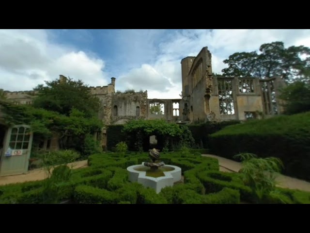 The Knot Garden at Sudeley Castle  VR180