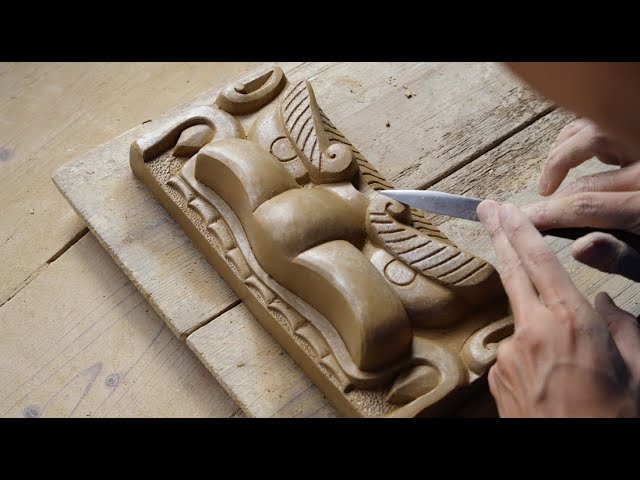 The Process of Making Handmade Tissue Case by a Skilled Japanese Artisan (Subtitled)