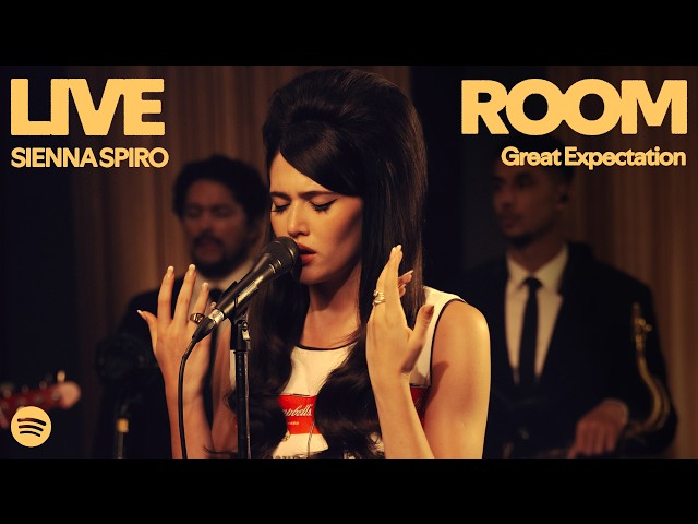 SIENNA SPIRO - Great Expectation (Live) | Spotify Live Room