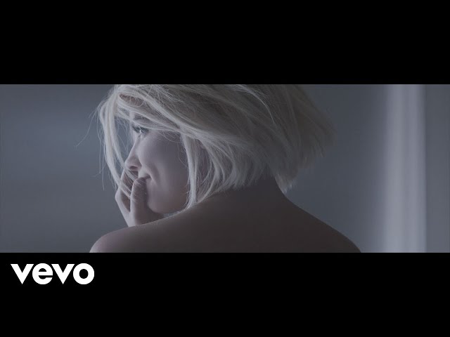 Halsey - Colors (Official Music Video)
